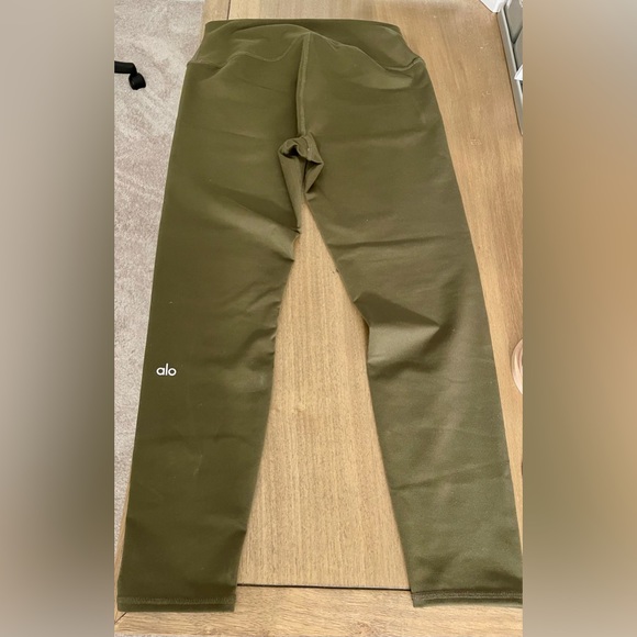 Alo Yoga 7/8 High-Waist Airbrush Legging - Picture 3 of 3